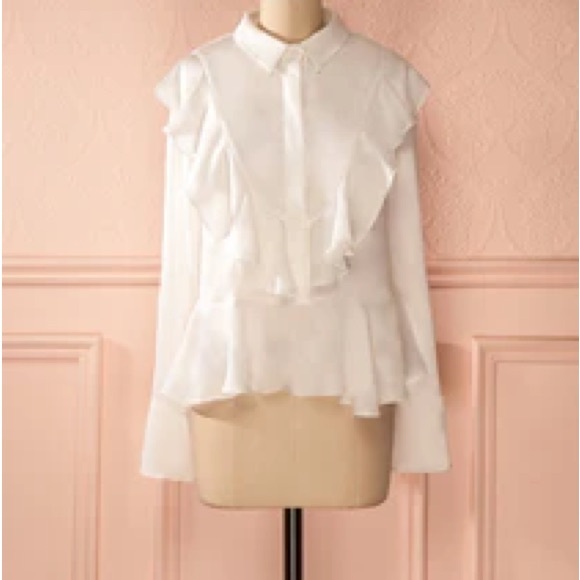 Romantic Blouse 🌸 - Picture 3 of 3